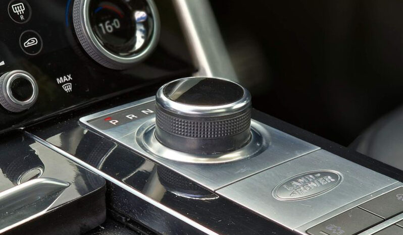 
								Range Rover Vogue full									