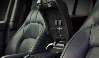 
									Range Rover Vogue full								
