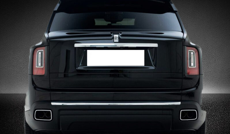 
								Rolls Royce Cullinan full									
