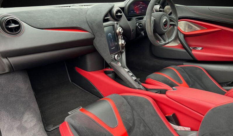 
								Mclaren 720S full									
